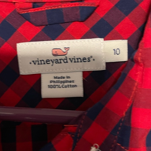 Vineyard Vines button down shirt - Picture 3 of 4